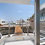 보트호텔 Aloha Jak's Boat *