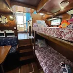 보트호텔 Aloha Jak's Boat