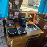 Aloha Jak's Boat Bateau-hôtel