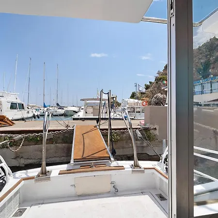 Aloha Jak's Boat * Alassio